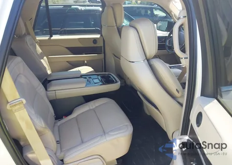 2019 Lincoln Navigator Reserve z USA, uszkodzony, nr VIN 5LMJJ2LT3KEL23203